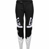 Black / White Black / White