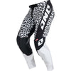 Black / White Black / White